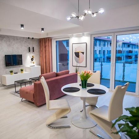 Nowoczesny Apartament Na Warmii I Mazurach Z Garazem Biskupiec  Esterno foto