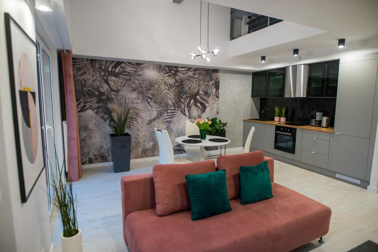 Nowoczesny Apartament Na Warmii I Mazurach Z Garazem Biskupiec  Esterno foto