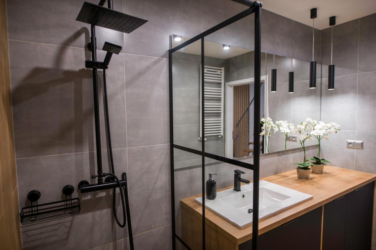 Nowoczesny Apartament Na Warmii I Mazurach Z Garazem Biskupiec  Esterno foto