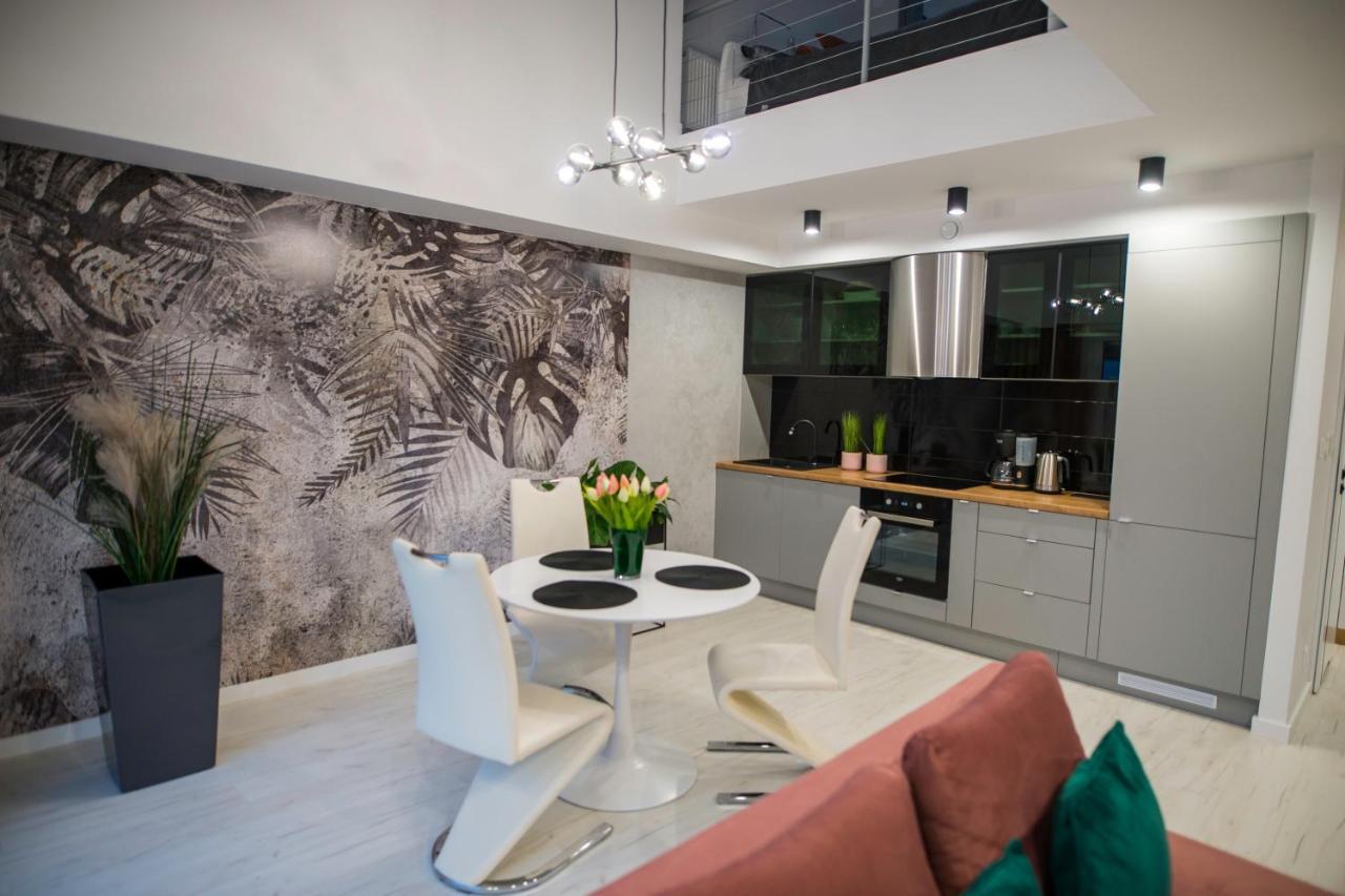 Nowoczesny Apartament Na Warmii I Mazurach Z Garazem Biskupiec  Esterno foto