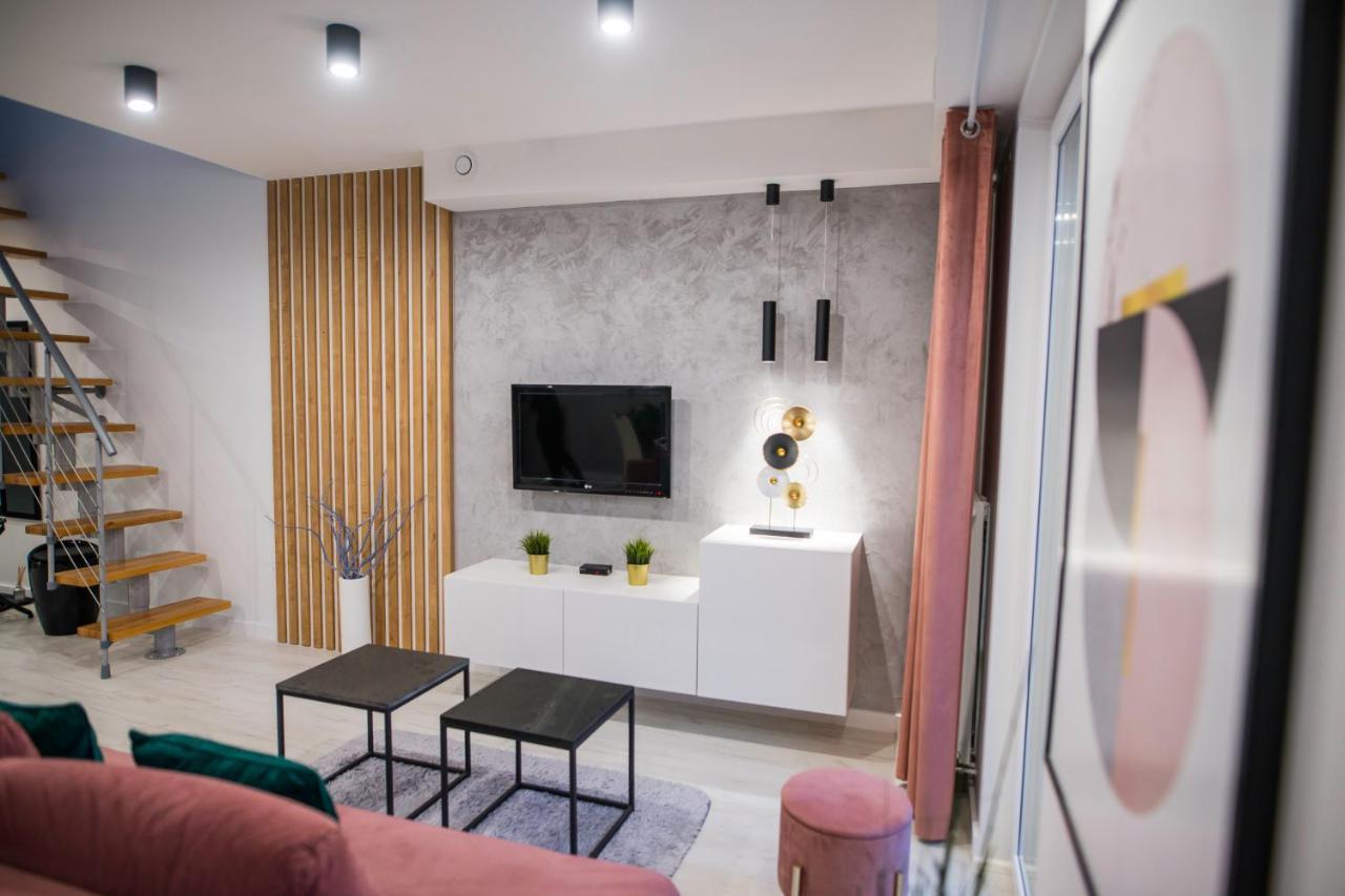 Nowoczesny Apartament Na Warmii I Mazurach Z Garazem Biskupiec  Esterno foto